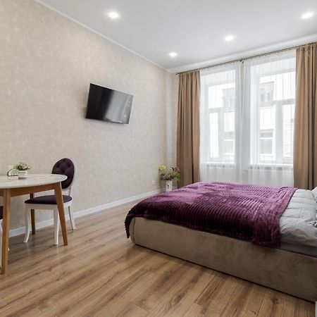 Luxury Flat In Downtown 2 Apartamento Lviv Exterior foto