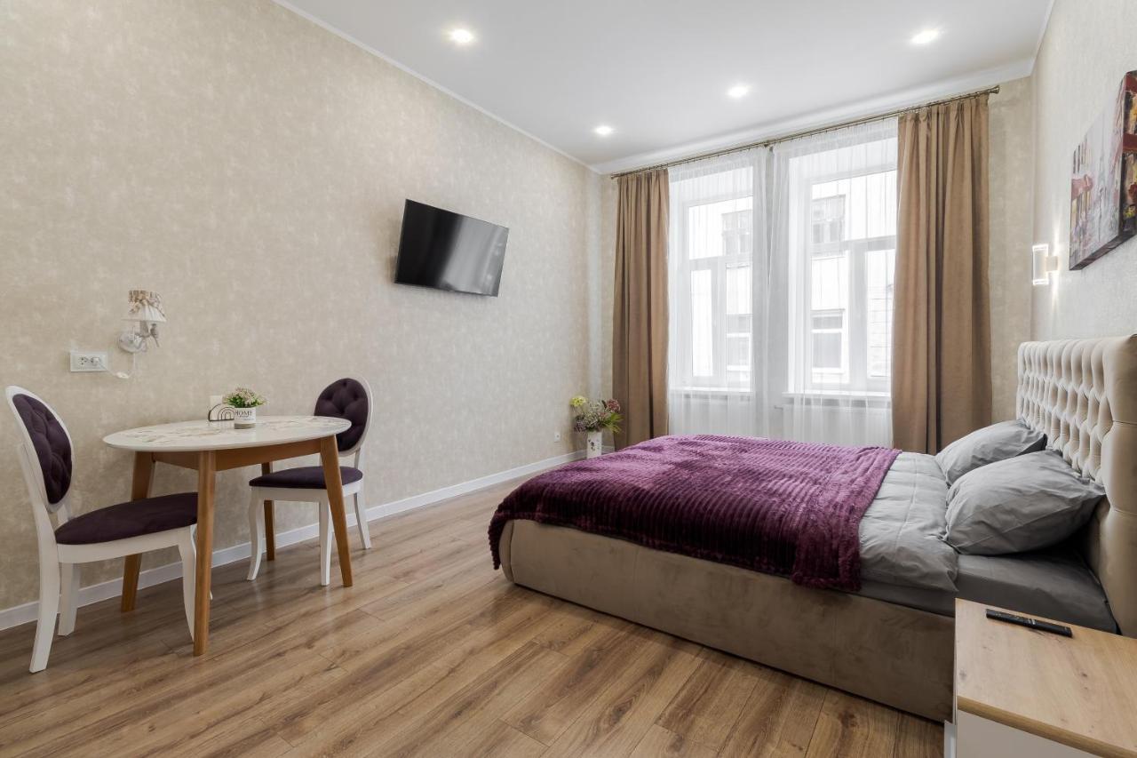 Luxury Flat In Downtown 2 Apartamento Lviv Exterior foto
