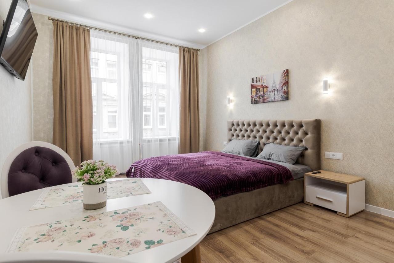 Luxury Flat In Downtown 2 Apartamento Lviv Exterior foto