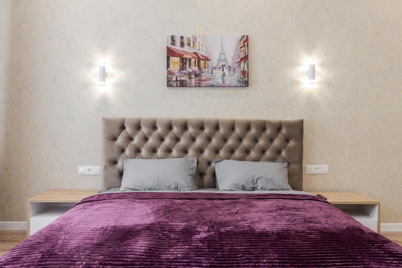 Luxury Flat In Downtown 2 Apartamento Lviv Exterior foto